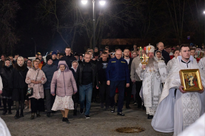 В Спасском кафедральном Соборе состоялось пасхальное Богослужение, которое возглавил Митрополит Пензенский и Нижнеломовский Серафим