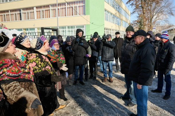 В Железнодорожном районе Пензы, на территории школы № 47 прошли народные гуляния широкой Масленицы