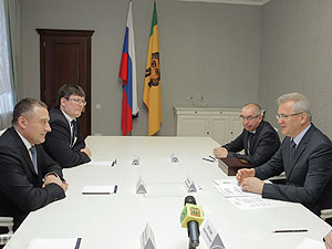 Губернатор провёл рабочую встречу с руководством «Росэлектроники» Игорем Козловым