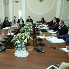 В Законодательном Собрании обсудили проблему «серых» зарплат