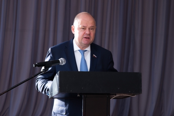 Провел встречу с жителями микрорайона «Нахаловка» в школе №40 города Пензы