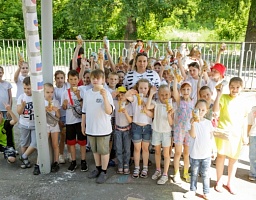 Вадим Супиков организовал для детей микрорайона КПД праздник