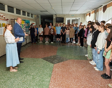  Проверил условия отдыха детей в пришкольном лагере