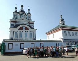 Жители первого избирательного округа совершили паломническую поездку в Свято-Троицкий Сканов женский монастырь под Наровчатом
