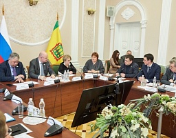 Заседание «круглого стола», в Законодательном Собрании Пензенской области