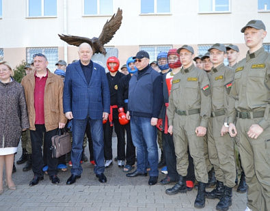 В рамках Дней Пензенской области в Республике Беларусь бойцы отряда содействия полиции «Тигр» совместно с белорусскими молодёжными дружинами встретились на базе ОМОН