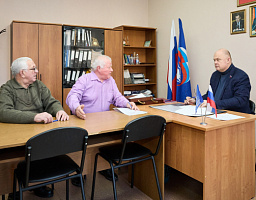 Прием жителей первого избирательного округа по личным вопросам