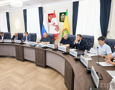 Ремонт, строительство дорог и благоустройство общественных территорий рассмотрены в правительстве региона