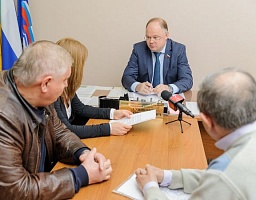 На депутатский приём к Вадиму Супикову обратилось 47 избирателей