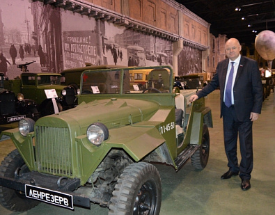 В рамках Совета законодателей РФ посетили экспозицию патриотического объединения «Ленрезерв»