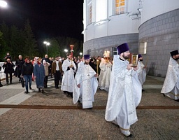 В Спасском кафедральном соборе состоялось пасхальное богослужение, которое возглавил Митрополит Пензенский и Нижнеломовский Серафим