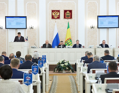 Принял участие в заседании фракции «Единая Россия» в Законодательном Собрании Пензенской области