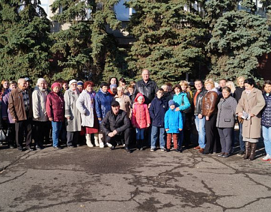 Активисты общественности Железнодорожного района посетили «Тарханы»