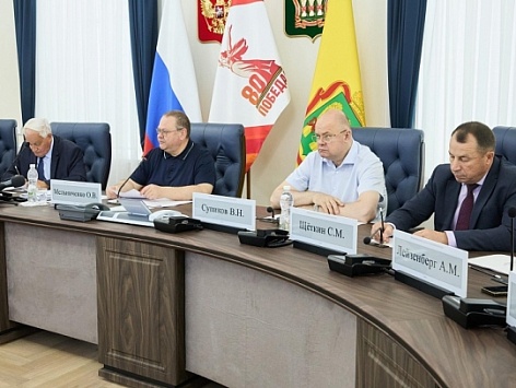 Формирование комфортной городской среды и профилактика детского травматизма рассмотрены в правительстве региона