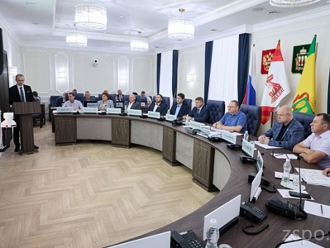 Работу Многофункциональных центров обсудили в областном правительстве