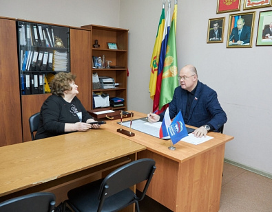 Провел прием граждан в общественной приемной Железнодорожной администрации Пензы