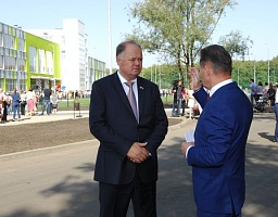 Вадим Супиков принял участие в открытии нового корпуса 66 школы