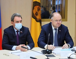 Вадим Супиков провел совместное заседание комитетов регионального парламента