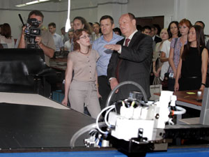 Большому дворовому футболу - семь лет!