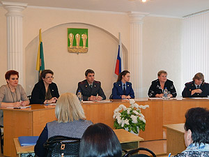 Расширенное заседание комиссии по делам несовершеннолетних и защите их прав
