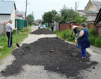 Асфальтовую крошку доставили на 2-й Активный проезд  