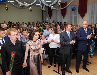 Определены даты проведения «Последнего звонка» и «Выпускного бала»